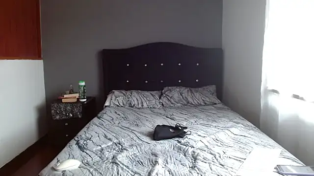 Snapshot of Emilia_1995 chatting on January 16, 4:00 pm Emilia 1995 online show from January 16, 4:00 pm