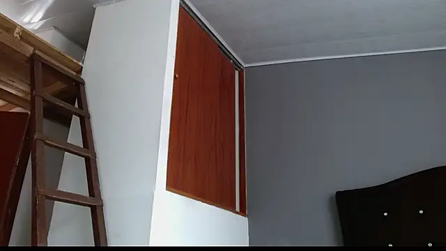 Emilia 1995 online show from July 9, 2:54 pm