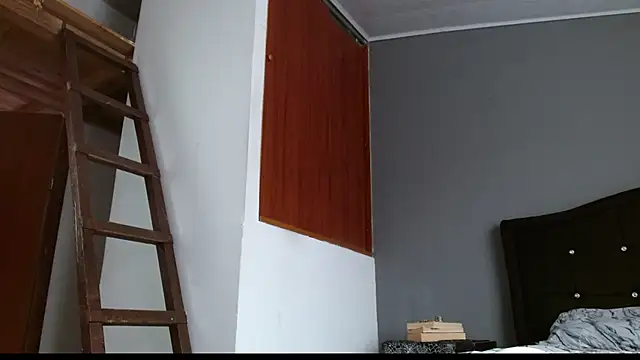 Emilia 1995 online show from July 10, 7:16 pm