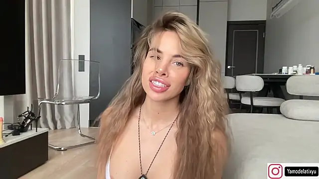 diffgirls2 online show from November 14, 8:35 am