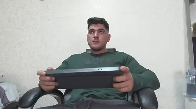 Teilor Creed online show from December 29, 5:01 pm