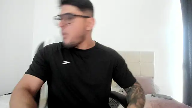 Teilor Creed online show from September 23, 7:06 pm