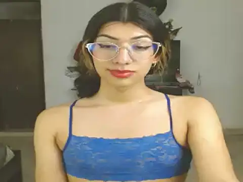 engielphoenis14 online show from December 29, 8:00 am