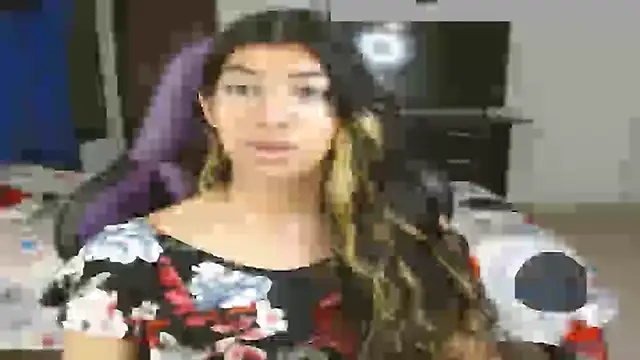 engielphoenis14 online show from March 7, 12:26 am