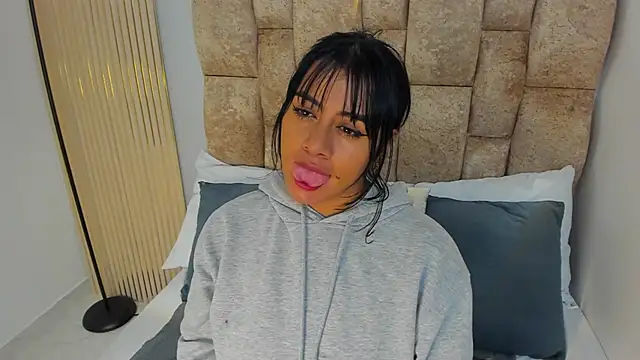 amatista  smith online show from November 9, 12:14 pm