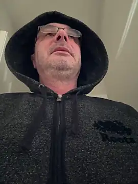 Snapshot of Bodirchetire chatting on March 3, 4:24 pm Bodirchetire online show from March 3, 4:24 pm