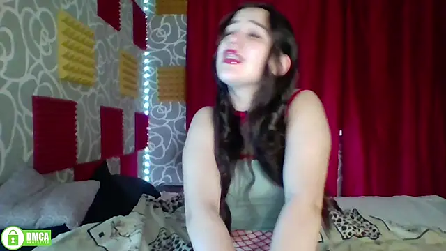 Snapshot of the_princese chatting on December 7, 8:27 pm the princese online show from December 7, 8:27 pm
