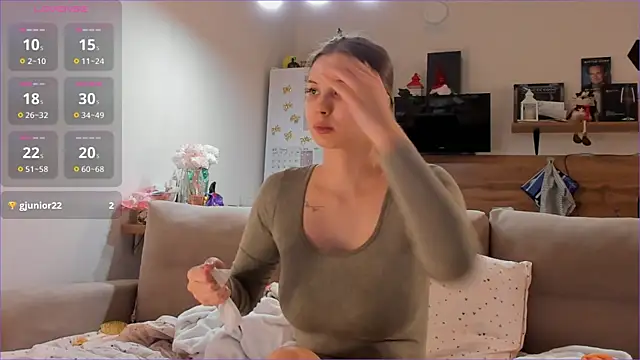 Snapshot of Girl_alone_home chatting on February 15, 2:14 pm Girl alone home online show from February 15, 2:14 pm