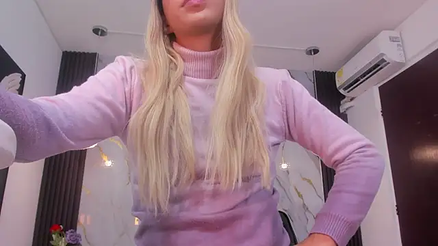 Tiff Valentine online show from February 2, 11:19 am