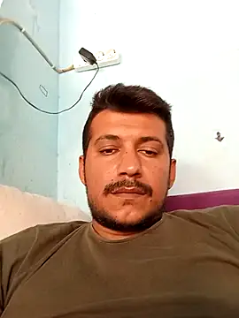 Snapshot of Adana1994 chatting on October 5, 12:47 pm Adana1994 online show from October 5, 12:47 pm