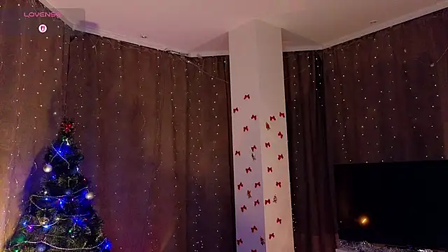 NaokoStifel online show from December 22, 1:02 am