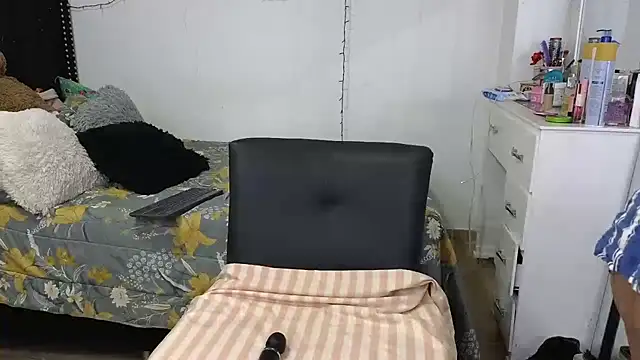 charlotte 077 online show from November 25, 3:17 am