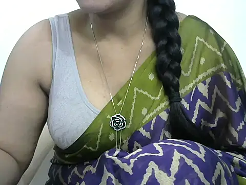 rashmika reddy online show from December 3, 4:53 am