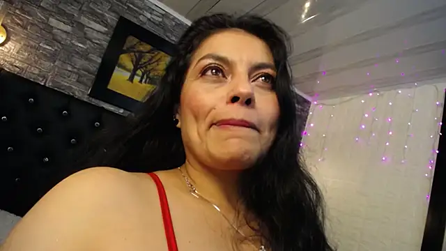 Snapshot of Lust_Mom41 chatting on December 27, 10:37 pm Lust Mom41 online show from December 27, 10:37 pm