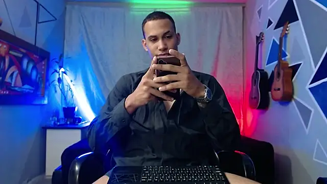 MagnusFrost online show from February 17, 6:14 pm