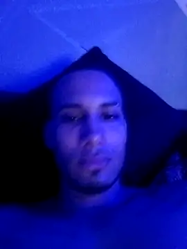 MagnusFrost online show from March 14, 7:19 pm