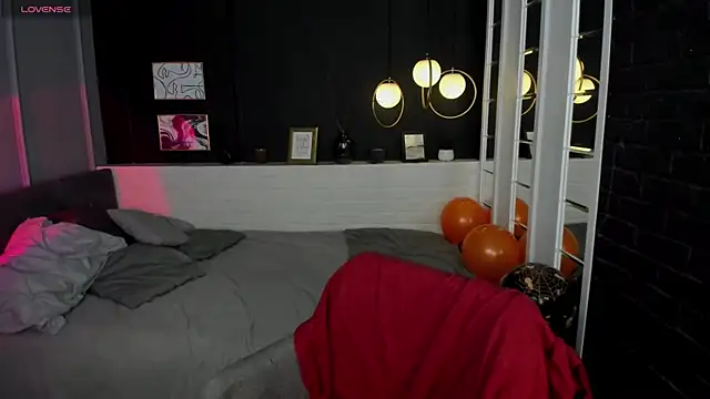 Anita Muse online show from November 2, 9:17 pm