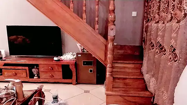 NIAN-er online show from January 19, 1:55 pm