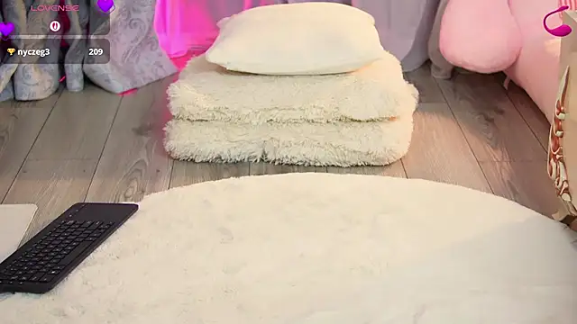 EvaSparks  online show from May 21, 11:56 pm