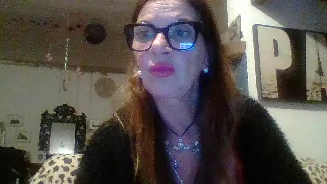 gildamilf online show from December 17, 8:37 pm