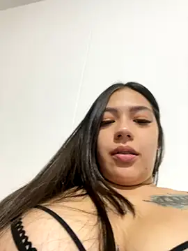 Latina vanessa online show from November 16, 4:29 am