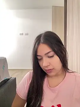 Latina vanessa online show from February 2, 5:00 pm