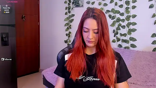 Amypond   online show from March 3, 2:26 pm