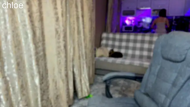 Snapshot of ChloeMillerMeow chatting on October 14, 6:20 pm ChloeMillerMeow online show from October 14, 6:20 pm