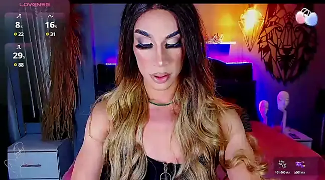 camila hootie online show from March 14, 3:26 am