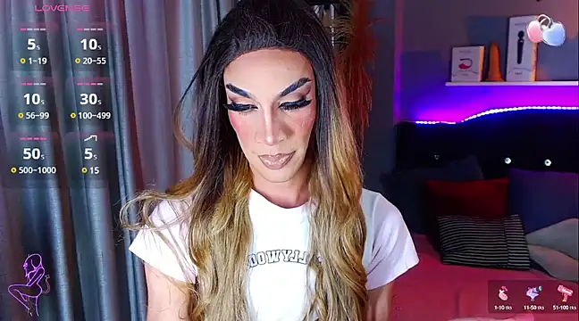 camila hootie online show from March 17, 3:36 am