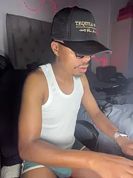 Snapshot of JaroDawg47 chatting on February 18, 6:26 pm JaroDawg47 online show from February 18, 6:26 pm