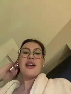 RinaCat online show from January 12, 11:17 am