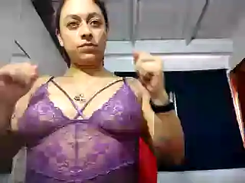 Snapshot of Cata_Blue__ chatting on January 27, 8:39 pm Cata Blue online show from January 27, 8:39 pm