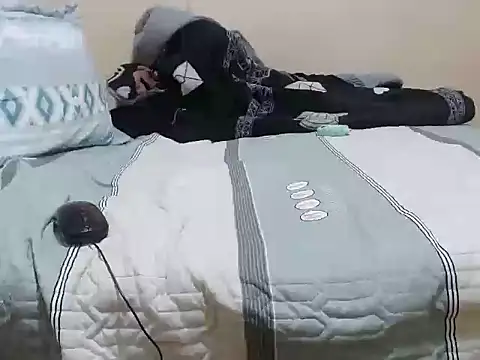 Snapshot of A_logan41 chatting on November 7, 1:27 am A logan41 online show from November 7, 1:27 am