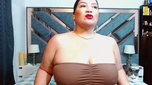 KarlaTesg online show from February 11, 9:36 am