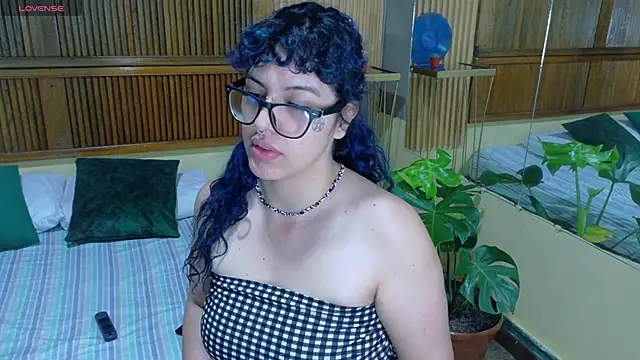 Eli666uwu online show from May 5, 11:29 am