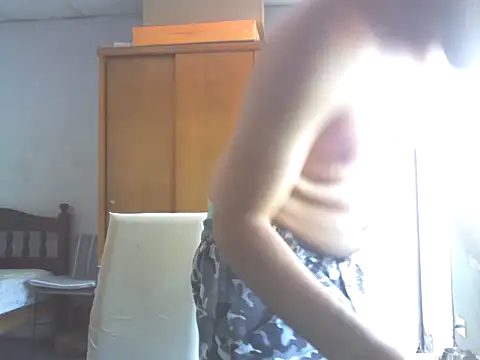 Snapshot of nicedick_bro chatting on February 2, 6:10 pm nicedick bro online show from February 2, 6:10 pm