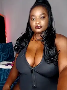 Snapshot of DarkButterfly99 chatting on September 25, 8:01 pm DarkButterfly99 online show from September 25, 8:01 pm
