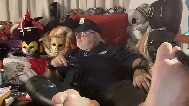 EroticVenetian online show from March 2, 7:15 am