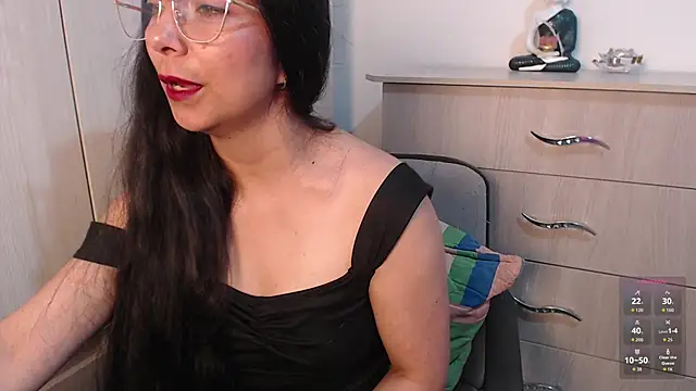 Karla hernandez  online show from December 16, 10:20 am