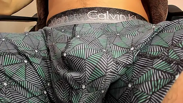 TristanWoods online show from March 21, 8:40 pm