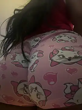 ashley Tompson1 online show from February 18, 11:50 am