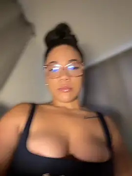 ashley Tompson1 online show from July 17, 11:39 am