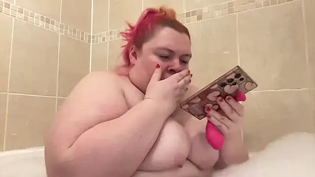 Snapshot of bbw_olive_peach chatting on February 20, 8:36 pm bbw olive peach online show from February 20, 8:36 pm