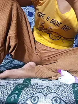 Priya Bong online show from September 12, 5:02 pm