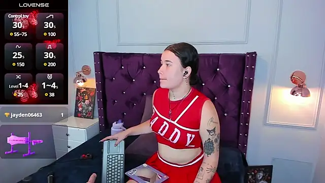 Danee 19  online show from January 4, 12:49 pm