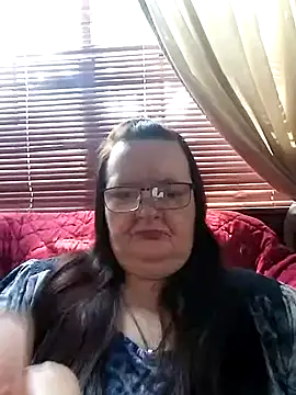Snapshot of Bayou_Woman68 chatting on September 16, 4:52 pm Bayou Woman68 online show from September 16, 4:52 pm