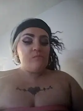 TiahhMarie online show from January 16, 4:49 am