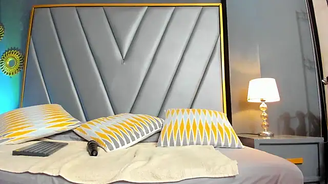 BrendaAdams  online show from February 28, 11:03 am