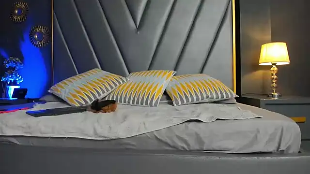 BrendaAdams  online show from March 6, 10:52 am